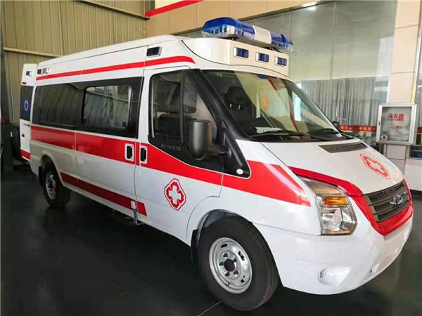 奎屯市福特V362救护车